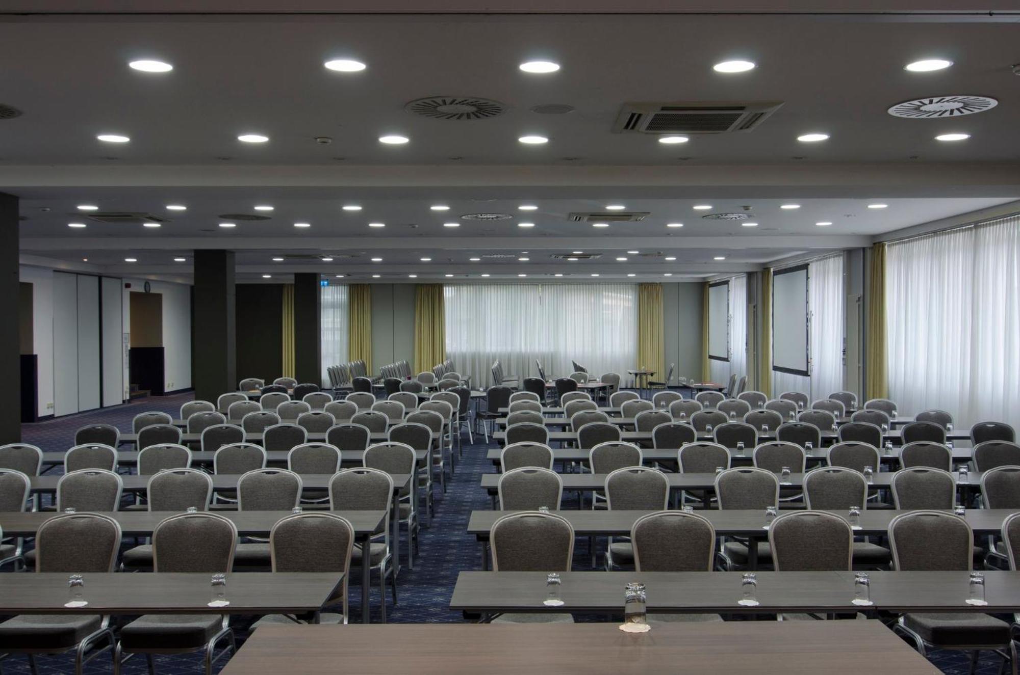 Holiday Inn Munich Unterhaching By Ihg Kültér fotó