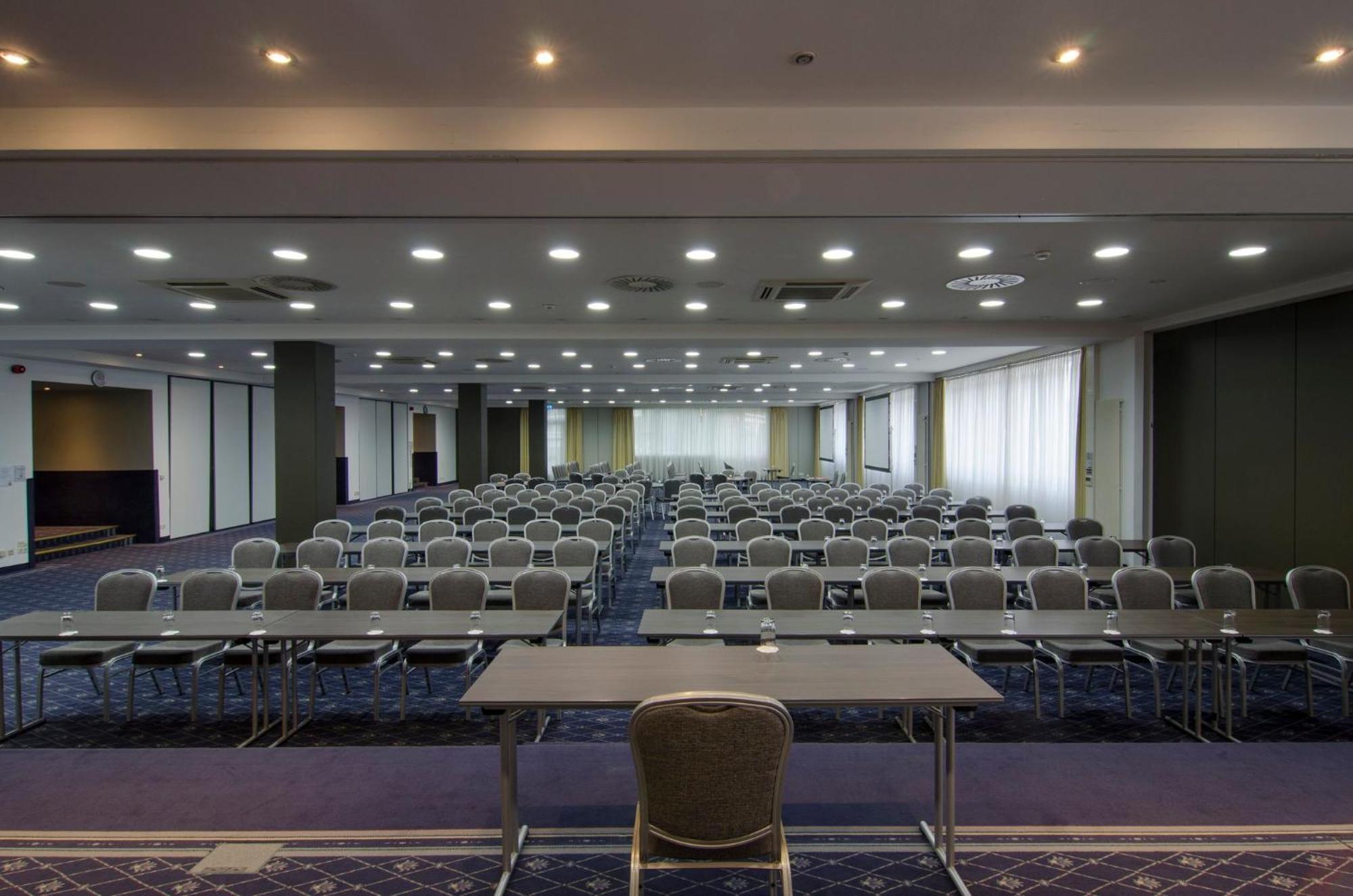 Holiday Inn Munich Unterhaching By Ihg Kültér fotó